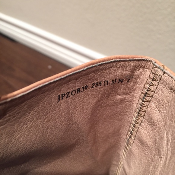 Joy&Peace Boots - Picture 7 of 8